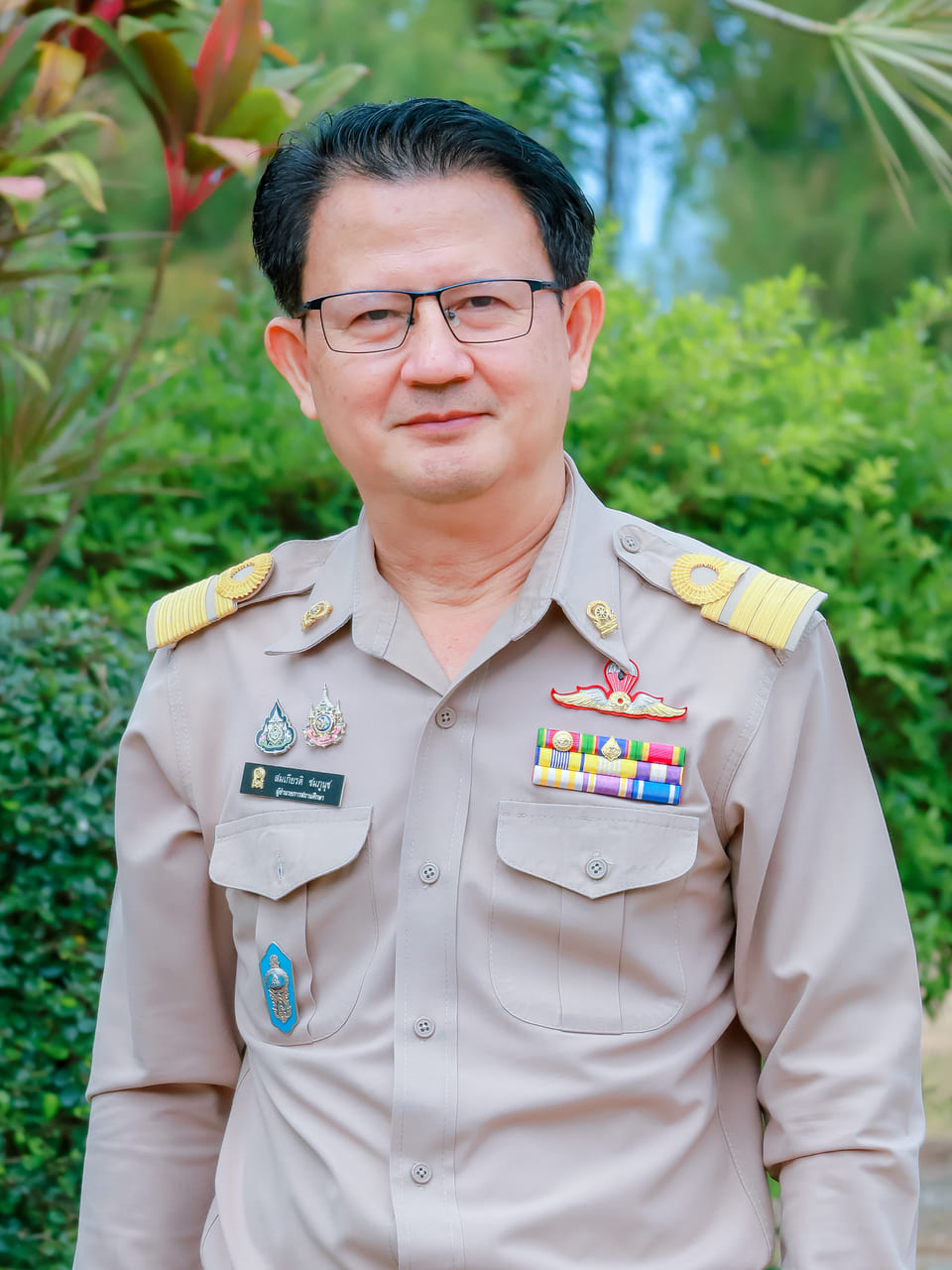 นายสมเกียรติ ชมภูนุช ผู้อำนวยการโรงเรียนหนองม่วงวิทยา